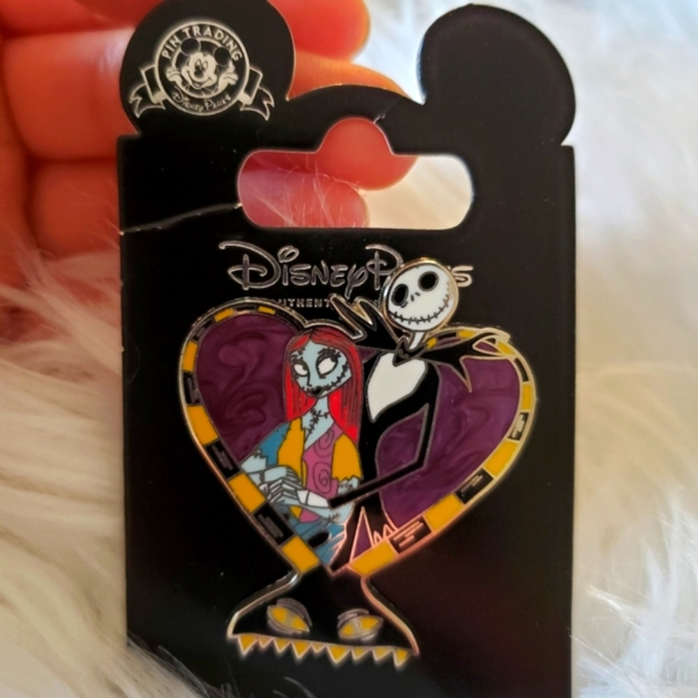 [2/60 SALE] Jack & Sally Disney pin 📌